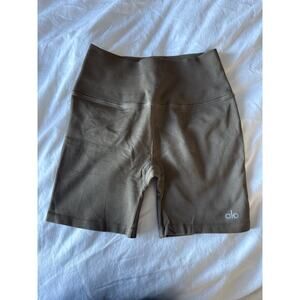 Alo olive tree favorite shorts